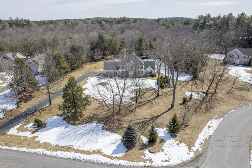 20 Ordway Lane, Kingston, NH