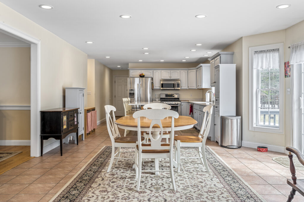 20 Ordway Lane, Kingston, NH