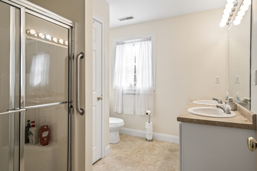 20 Ordway Lane, Kingston, NH