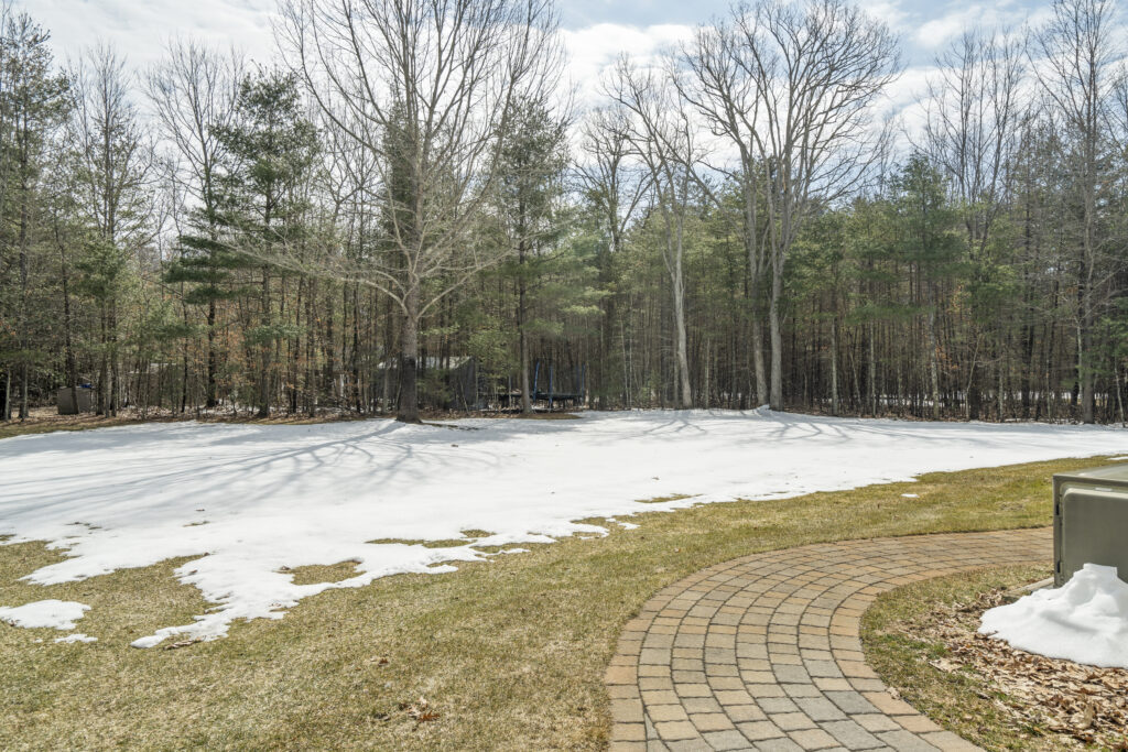 20 Ordway Lane, Kingston, NH