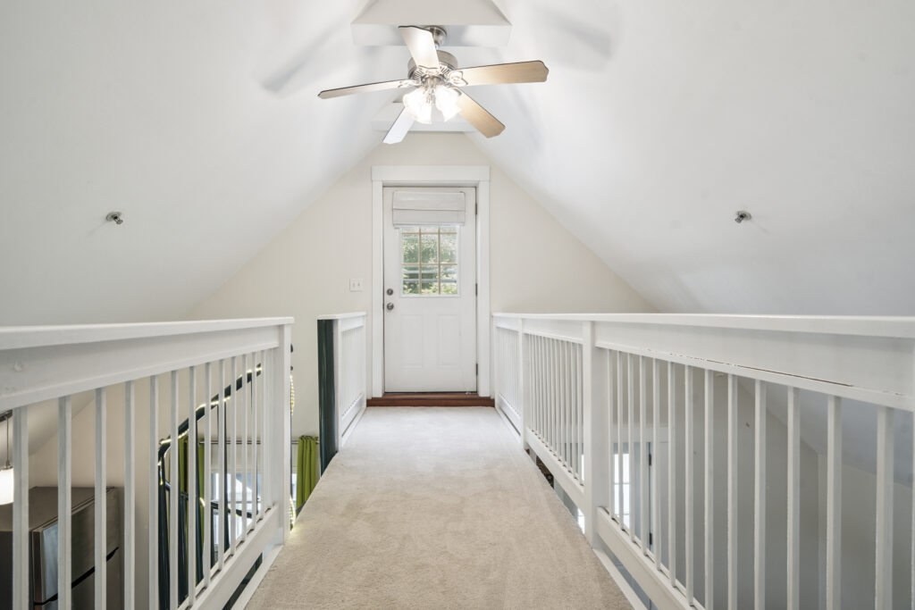 34_Floral_Ave_unit_5_Dover_NH_30