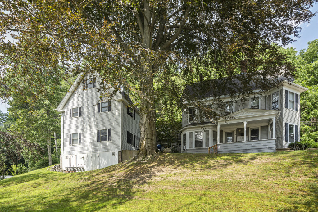 Seclusion and Accessibility