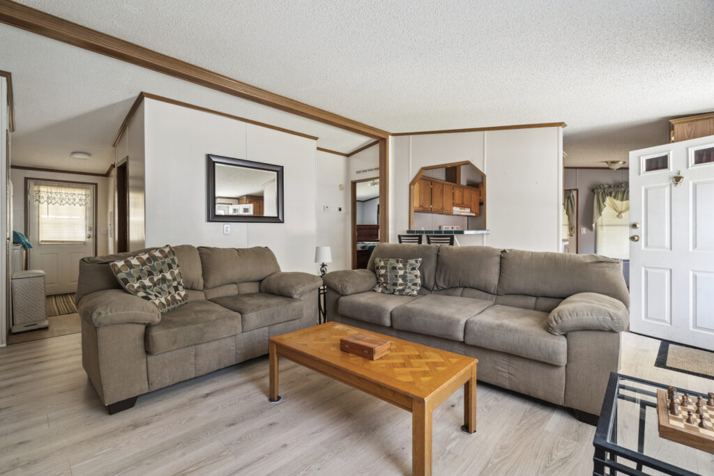 30 Cherokee Way Rochester NH 03867 07