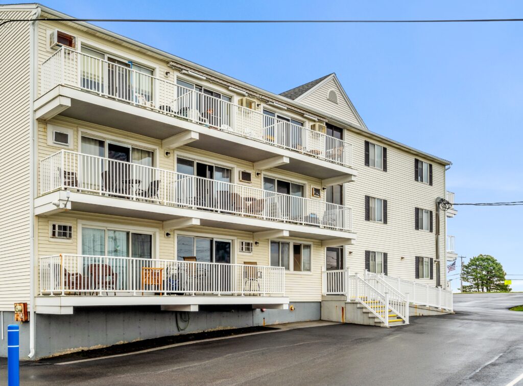933-ocean-blvd-32
