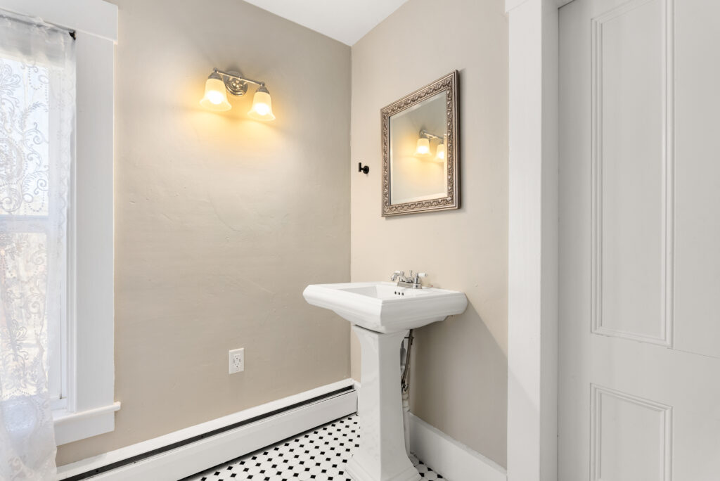 67-demeritt-ave (10 of 48)