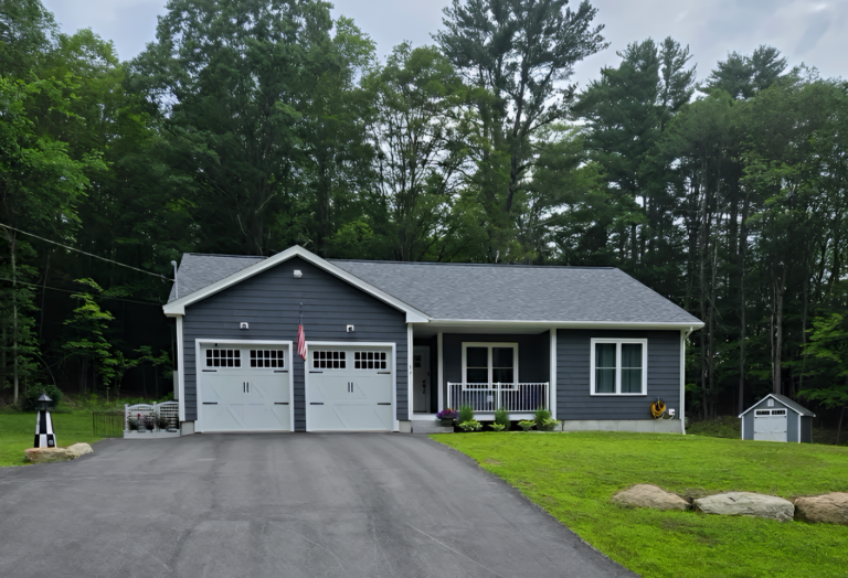 17 Fairgrounds Road, Bradford, NH